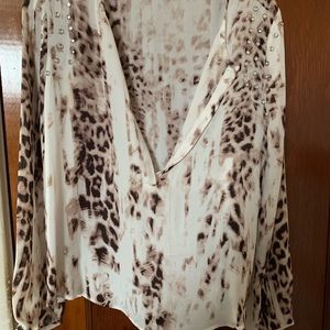 Women’s blouse
